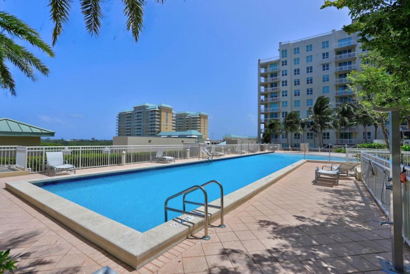 1Br Rooftop Pool-10 Min Walk To Beach Бойнтон-Біч Екстер'єр фото